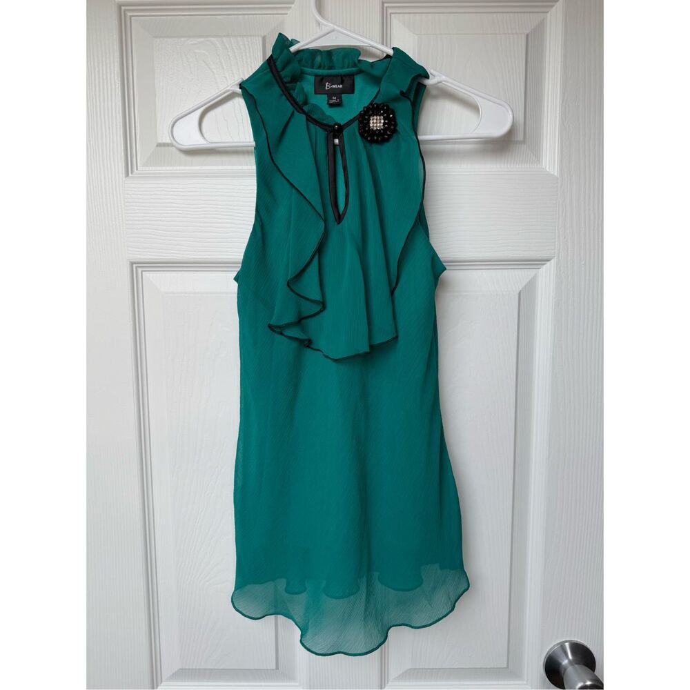 B Wear Tank Top Blouse Medium Women's Green High Neck Layered Brooch